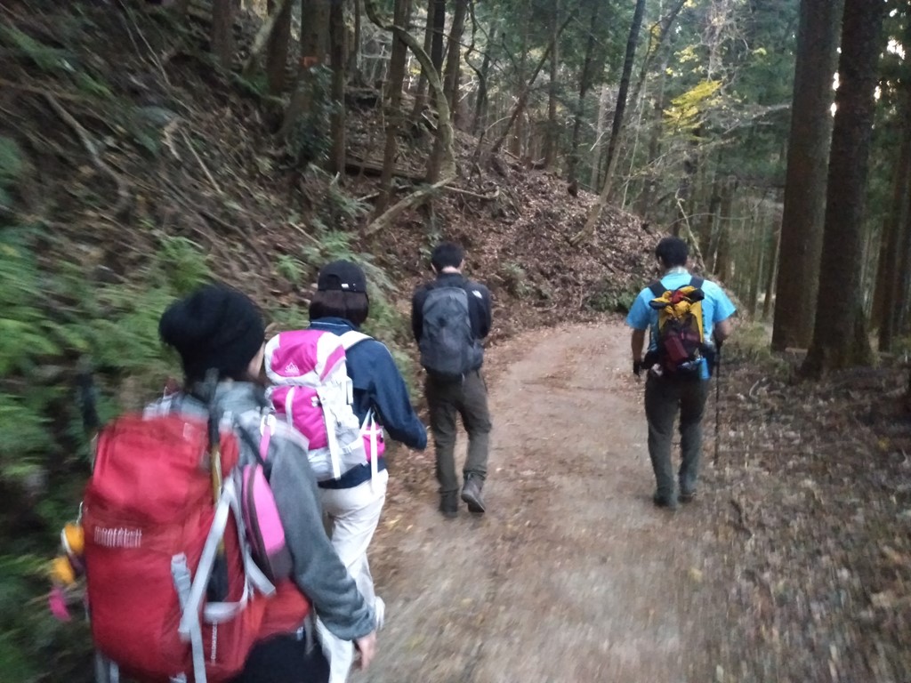 鍋割山
