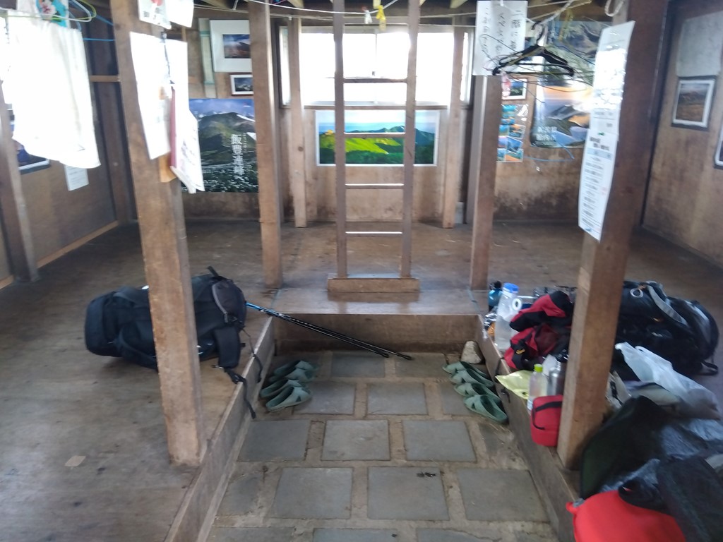 頼母木小屋