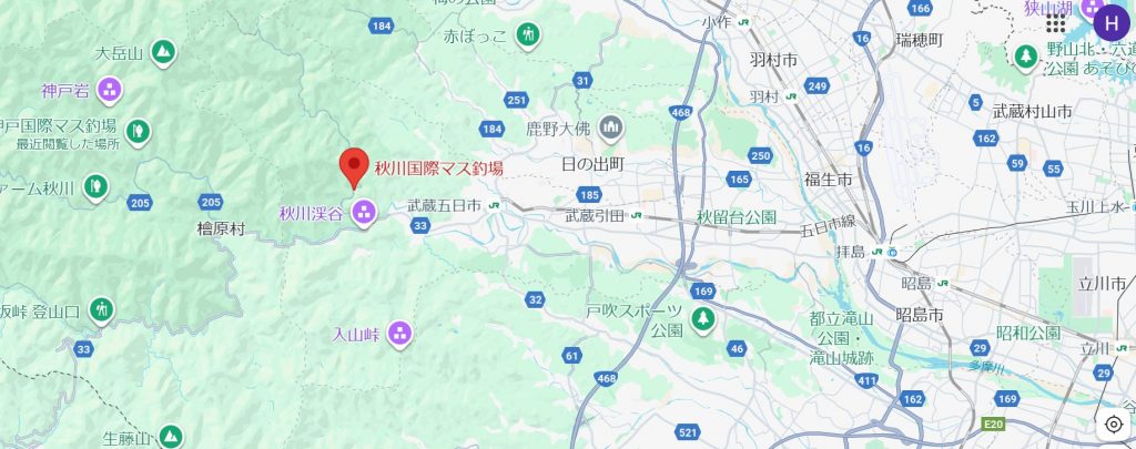秋川国際マス釣場