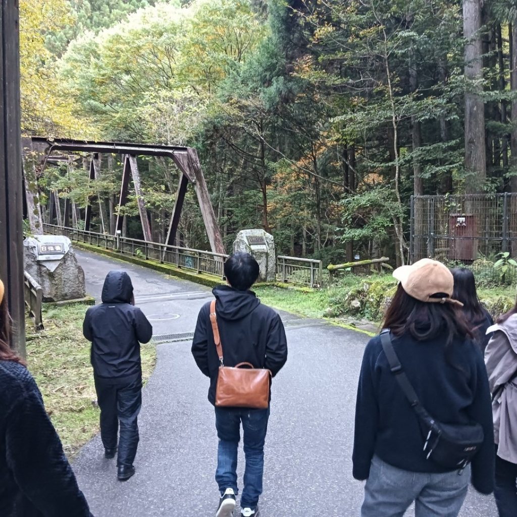 山のふるさと村 散歩