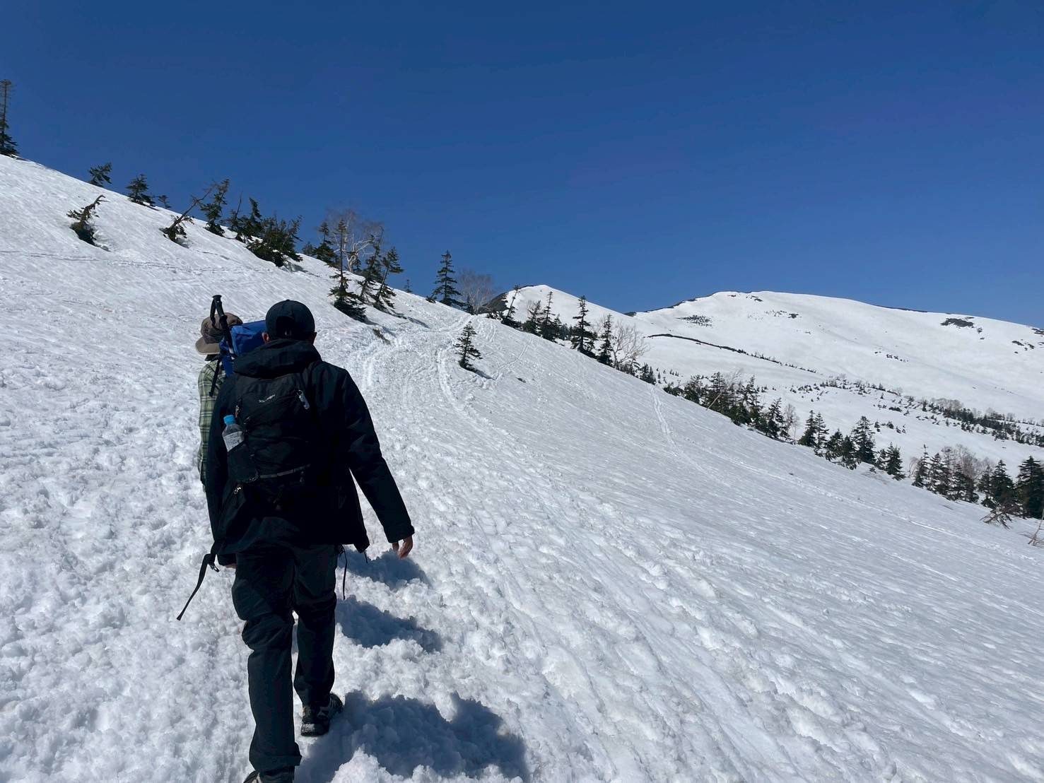 残雪の尾瀬・至仏山登山