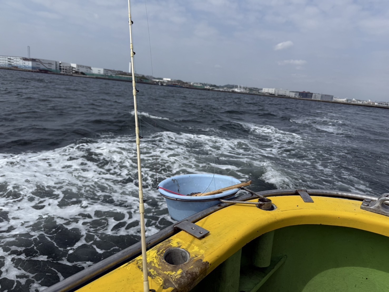 東京湾でアジ釣り