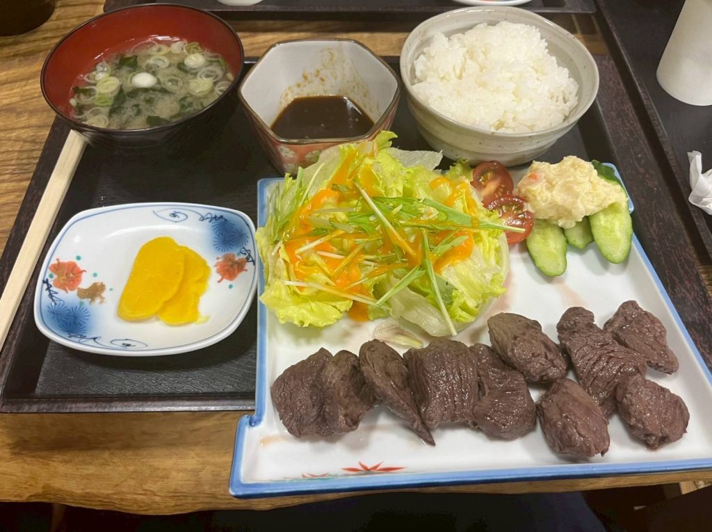 エゾシカ肉 定食