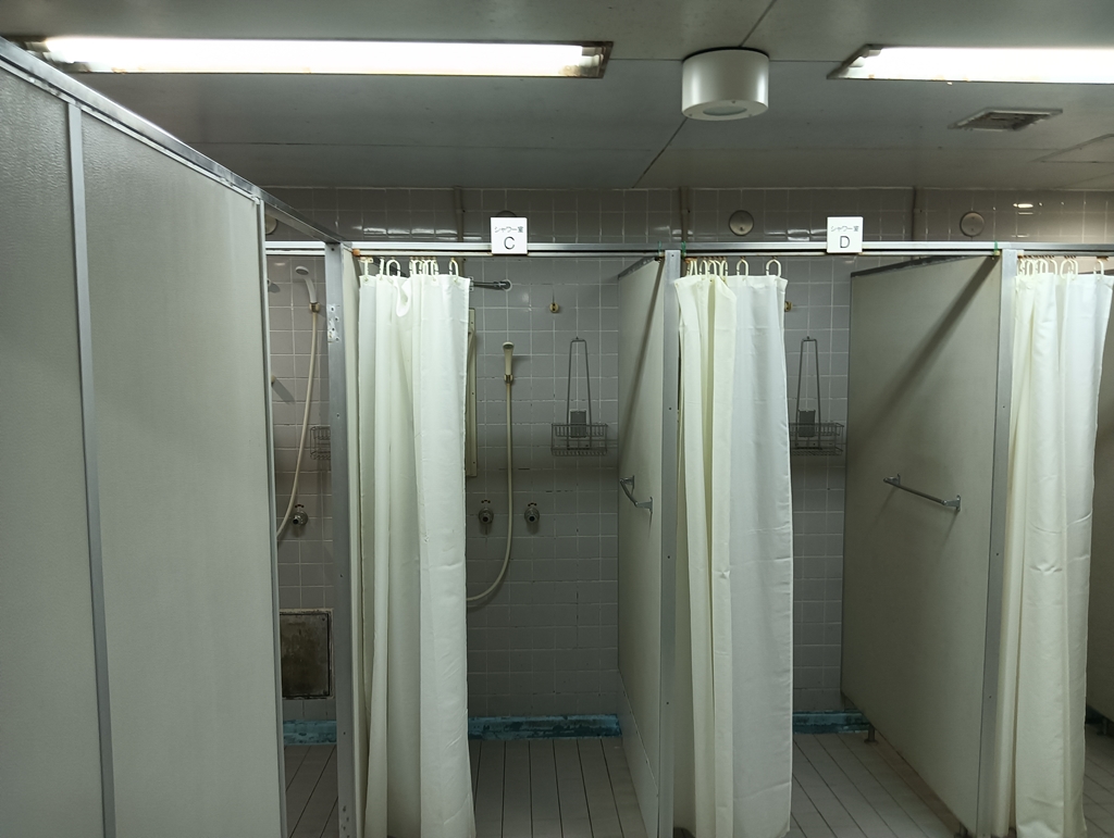 湘南サーフヴィレッジ シャワー