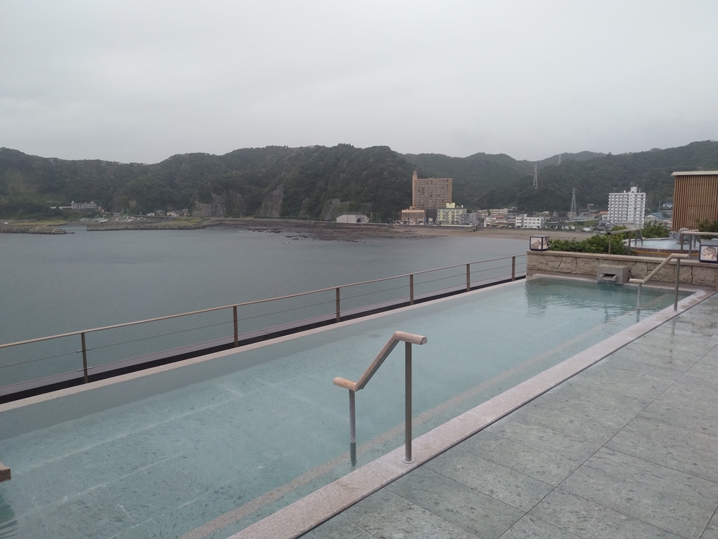 三日月シーパークホテル安房鴨川