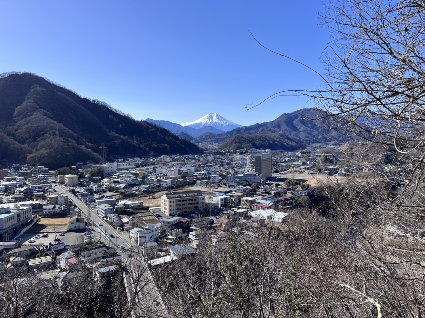 山梨・岩殿山